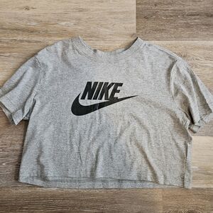 Nike Women's Crop Top BNWT